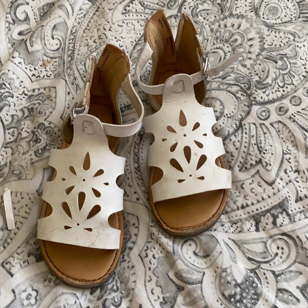Cat and Jack Sandals
